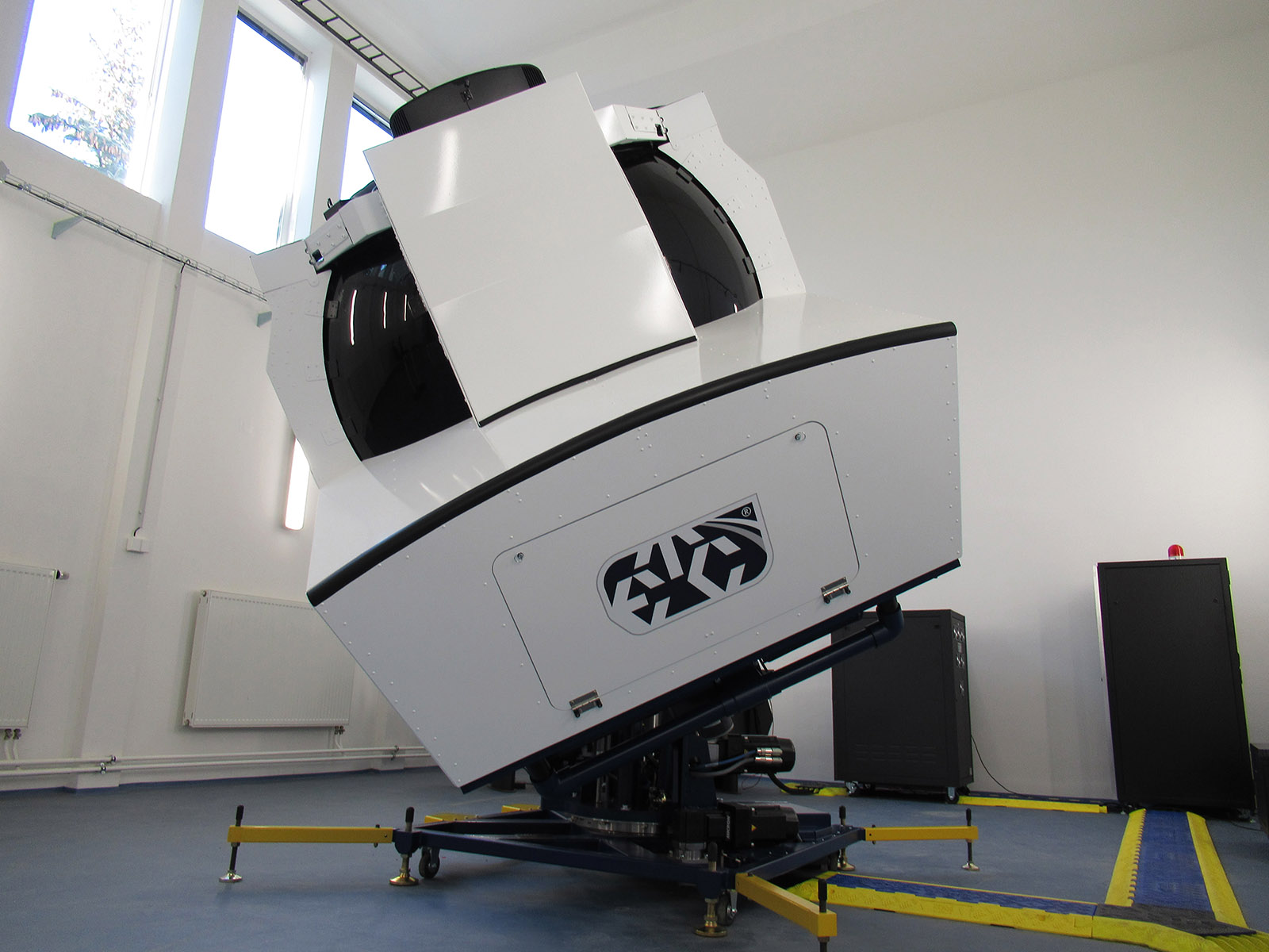 The GH-200 is a highly-versatile Spatial Disorientation Trainer for Fixed Wing and Rotary Wing